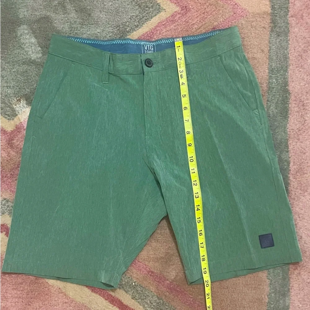 Vintage 1946 Mens Performance Golf Shorts 30 Sage Green Stretch Quick Dry NWD!